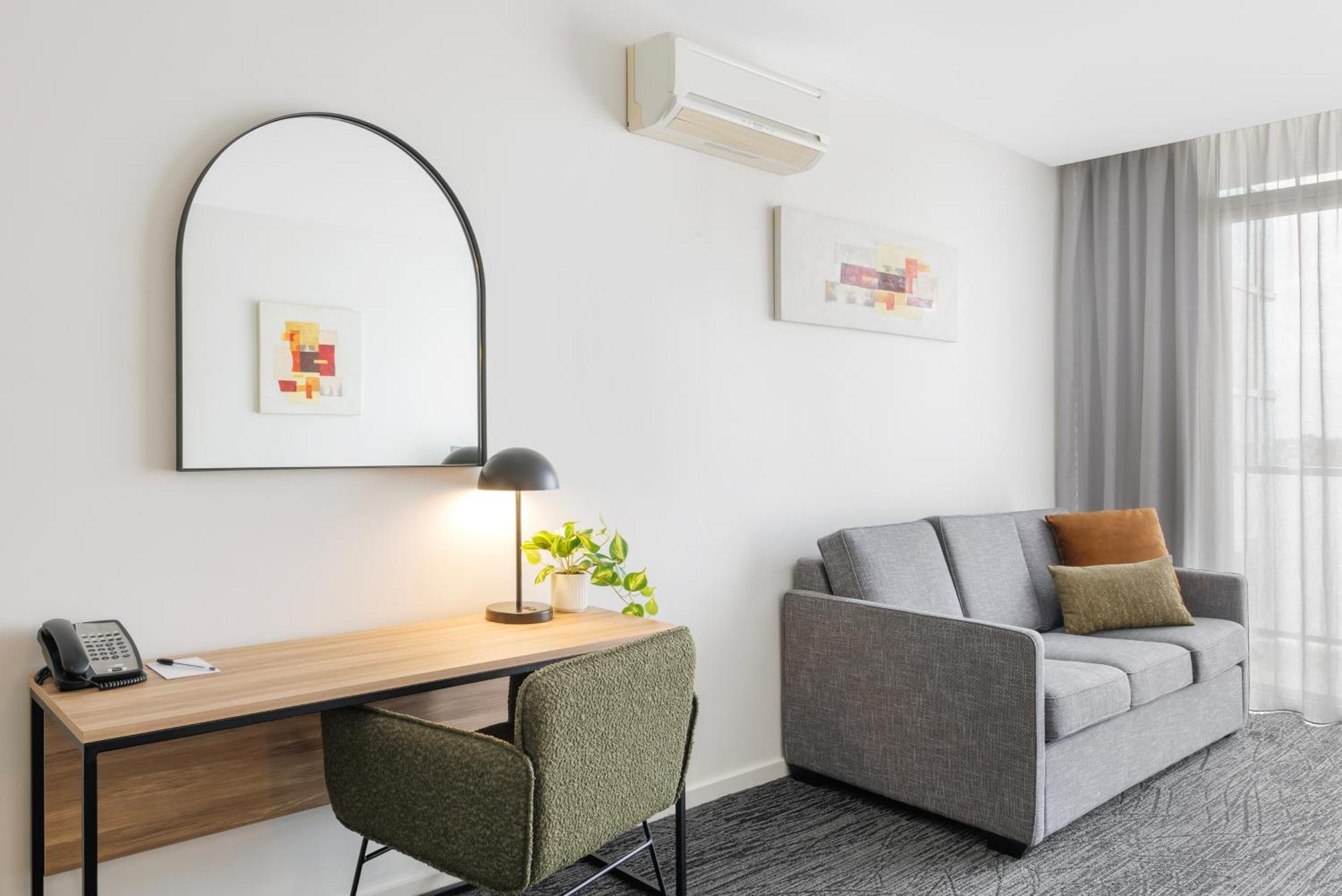 เควสท์ แคโรไลน์ สปริง เซอร์วิส อพาร์ตเมนท์ Aparthotel แคโรไลน์สปริงส์ ภายนอก รูปภาพ